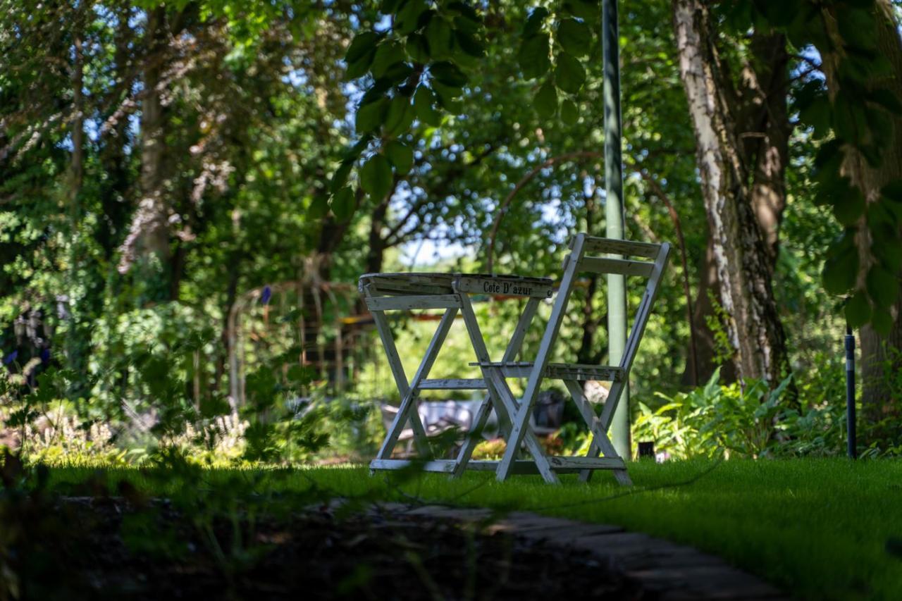 Hotel Au Nom De Dieu Dilsen-Stokkem Eksteriør bilde